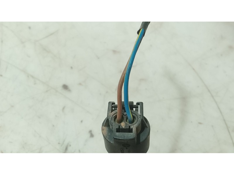 Recambio de piloto lateral izquierdo para bmw 3 (e90) 320 d referencia OEM IAM 63137253326  