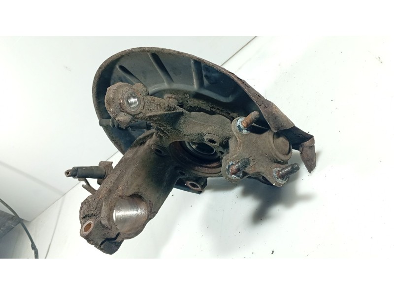 Recambio de mangueta delantera derecha para volkswagen touran (1t3) 1.6 tdi referencia OEM IAM   
