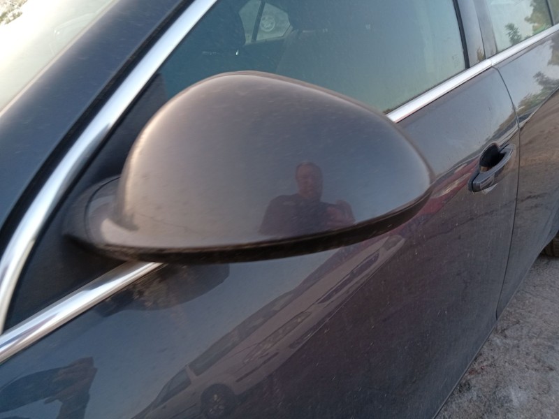 opel insignia a (g09) del año 2011