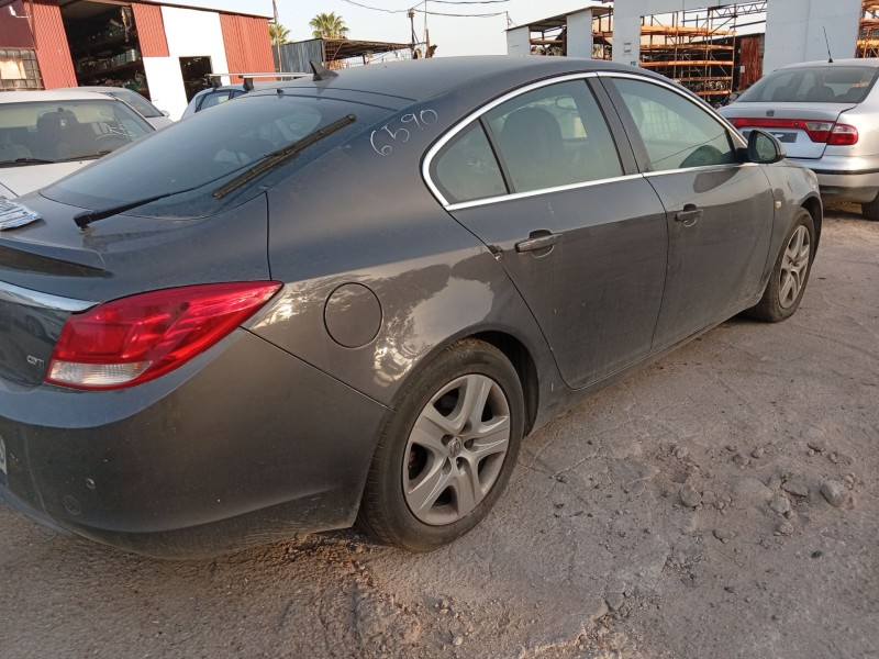 opel insignia a (g09) del año 2011