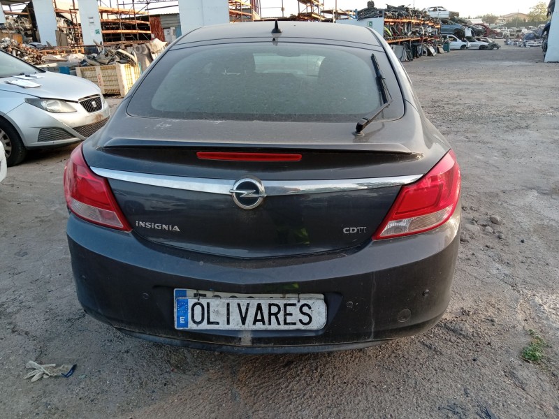 opel insignia a (g09) del año 2011