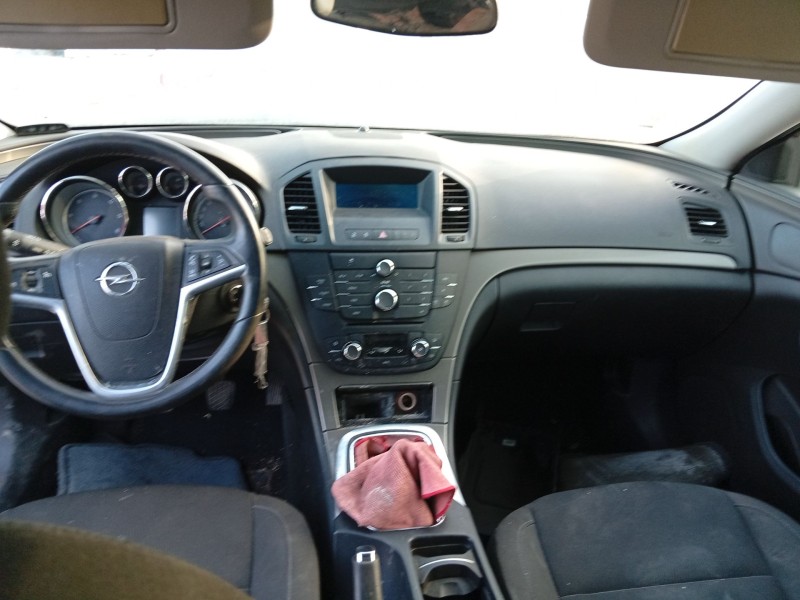 opel insignia a (g09) del año 2011