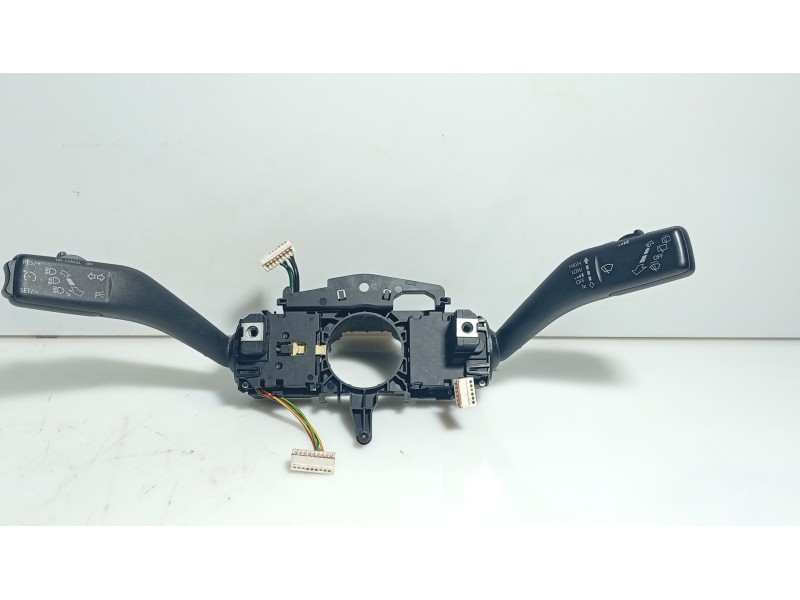 Recambio de mando volante para volkswagen touran (1t3) 1.6 tdi referencia OEM IAM   