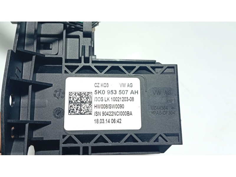 Recambio de mando volante para volkswagen touran (1t3) 1.6 tdi referencia OEM IAM   