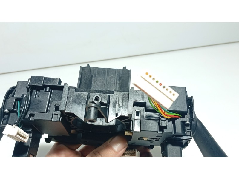 Recambio de mando volante para volkswagen touran (1t3) 1.6 tdi referencia OEM IAM   