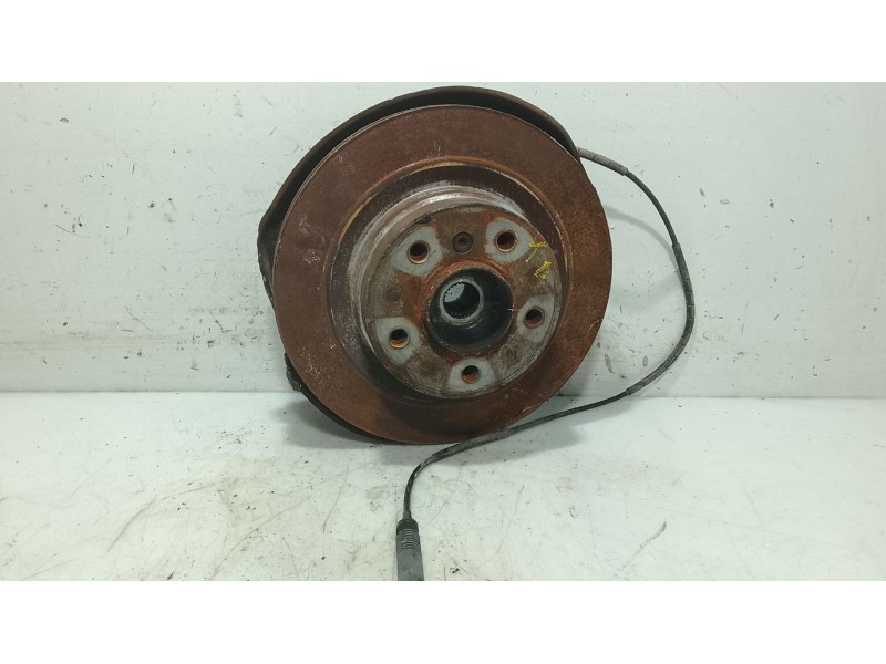 Recambio de mangueta trasera derecha para bmw 3 (e90) 320 d referencia OEM IAM 33326774810  