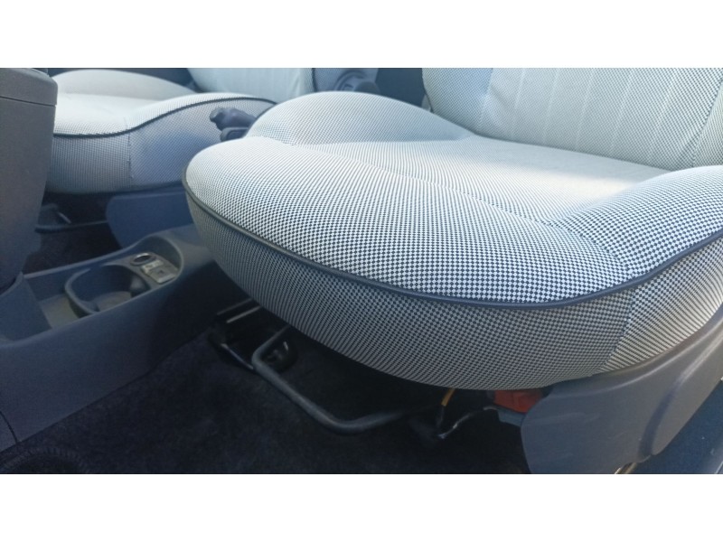 Recambio de asiento delantero izquierdo para fiat 500 (312_) 1.2 (312axa1a) referencia OEM IAM   
