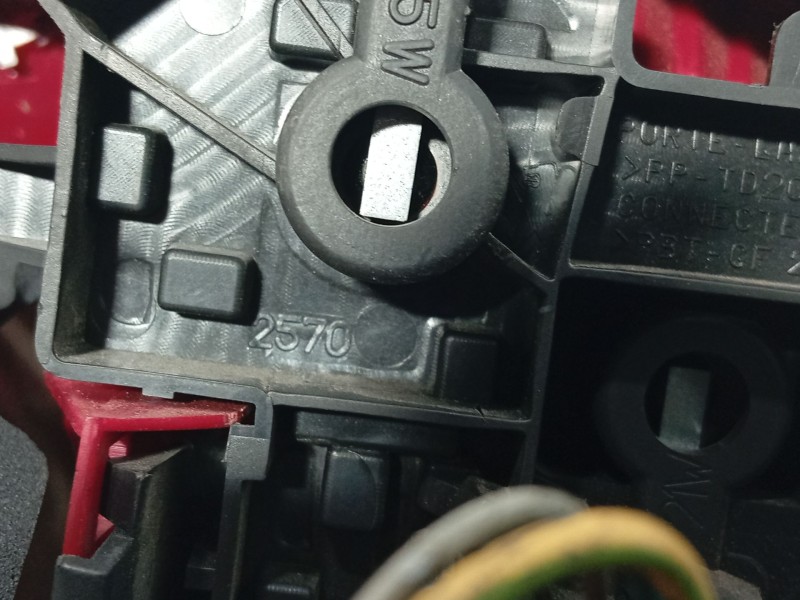 Recambio de piloto trasero izquierdo para peugeot 307 (3a/c) 1.6 hdi referencia OEM IAM   
