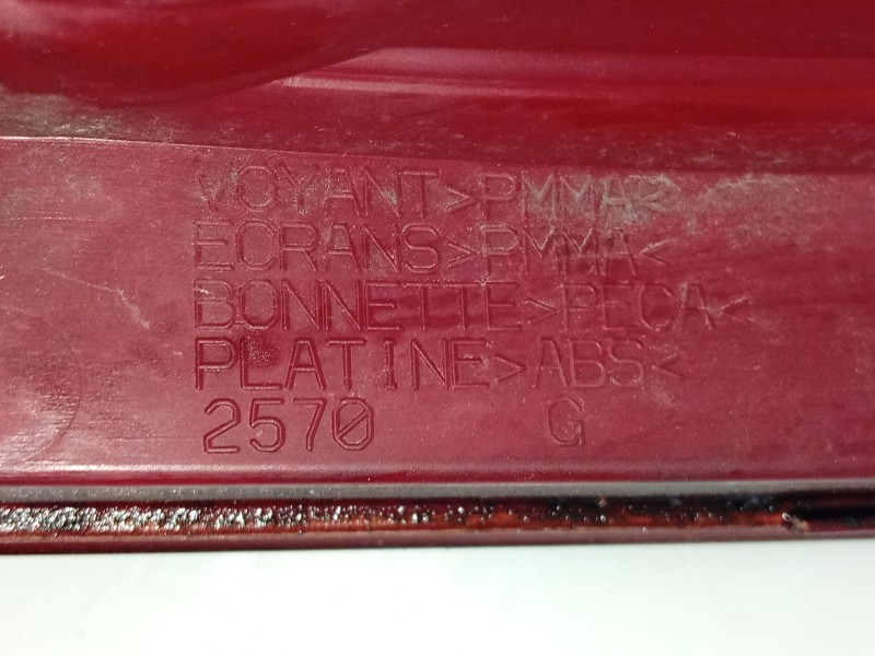 Recambio de piloto trasero izquierdo para peugeot 307 (3a/c) 1.6 hdi referencia OEM IAM   