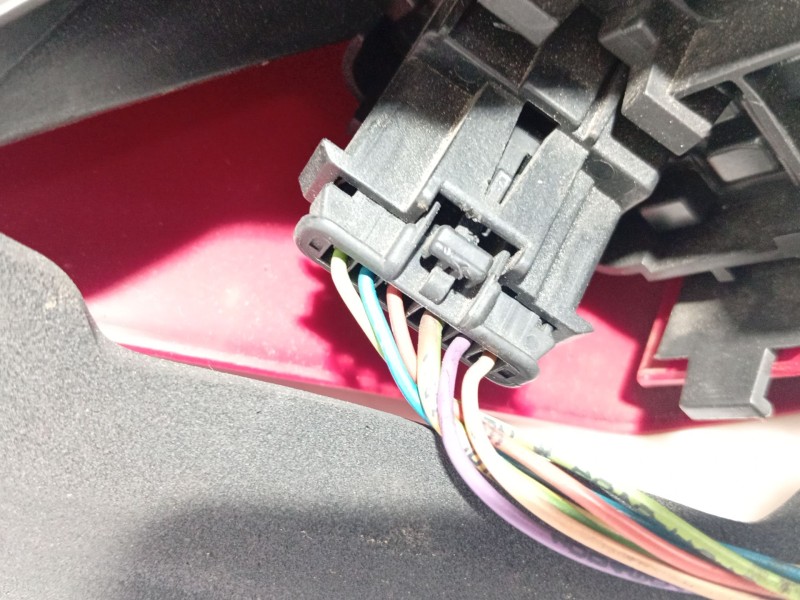 Recambio de piloto trasero derecho para peugeot 307 (3a/c) 1.6 hdi referencia OEM IAM   