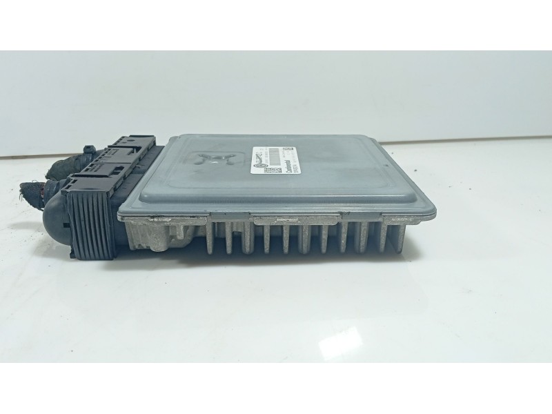 Recambio de centralita motor uce para volkswagen touran (1t3) 1.6 tdi referencia OEM IAM   