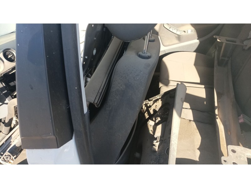 Recambio de asiento delantero izquierdo para seat ibiza iii (6l1) 1.4 tdi referencia OEM IAM 6001ADI  