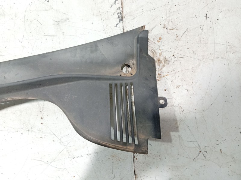Recambio de moldura para seat ibiza iv sc (6j1, 6p5) 1.6 tdi referencia OEM IAM   