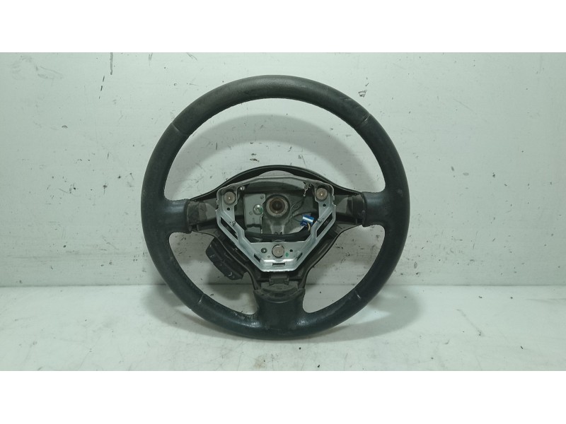 Recambio de volante para toyota yaris (_p1_) 1.3 (scp12_, scp13_) referencia OEM IAM   