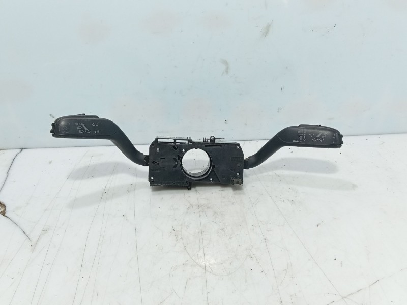 Recambio de mando volante para seat ibiza iv sc (6j1, 6p5) 1.6 tdi referencia OEM IAM   