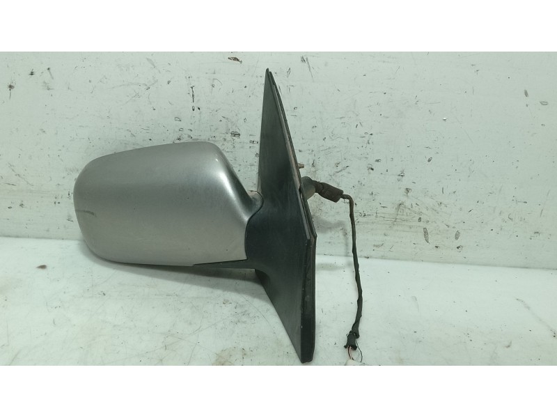 Recambio de retrovisor derecho para toyota yaris (_p1_) 1.3 (scp12_, scp13_) referencia OEM IAM   