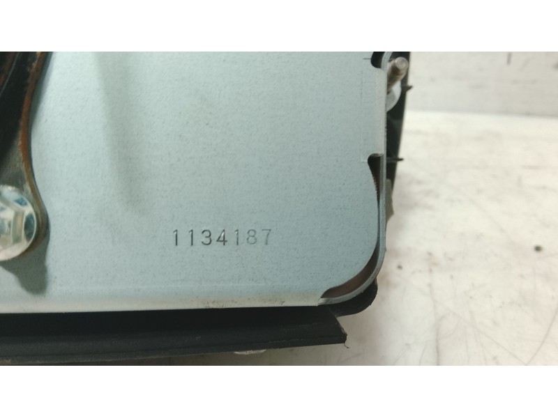 Recambio de airbag delantero derecho para toyota yaris (_p1_) 1.3 (scp12_, scp13_) referencia OEM IAM   