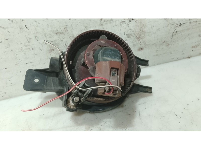 Recambio de faro antiniebla derecho para toyota yaris (_p1_) 1.3 (scp12_, scp13_) referencia OEM IAM   