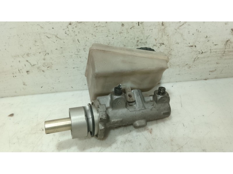 Recambio de bomba freno para toyota yaris (_p1_) 1.3 (scp12_, scp13_) referencia OEM IAM 4720109340  