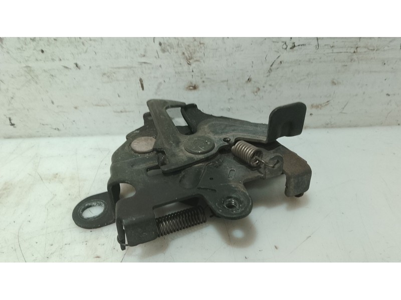 Recambio de cerradura capot para toyota yaris (_p1_) 1.3 (scp12_, scp13_) referencia OEM IAM 535100D080  