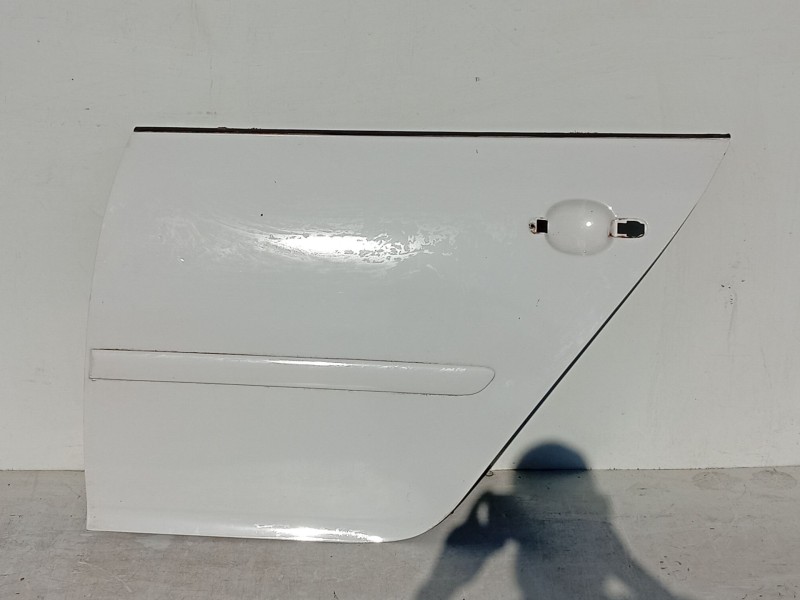 Recambio de puerta trasera izquierda para volkswagen golf v (1k1) 1.6 referencia OEM IAM 1K6833105J  