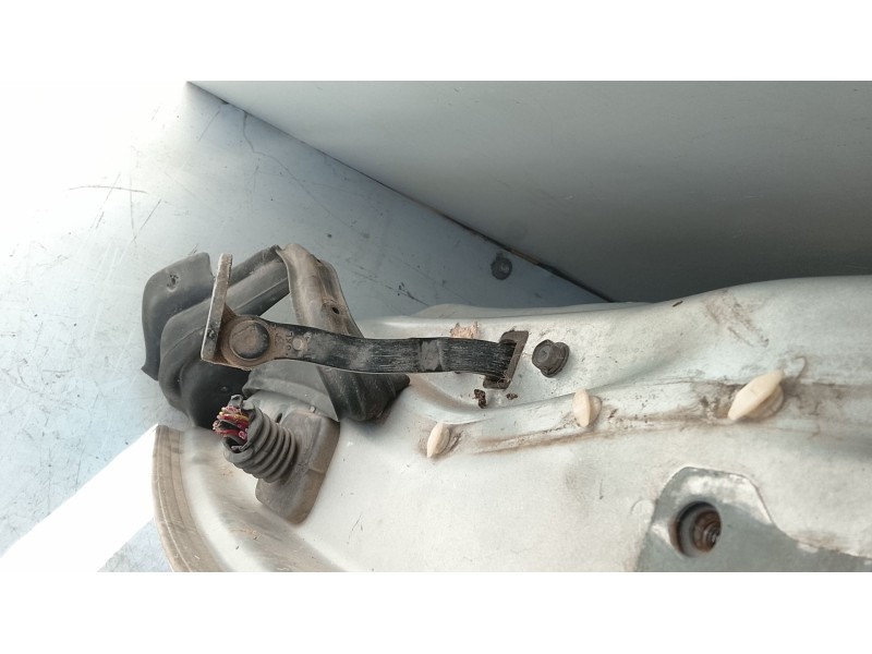 Recambio de puerta delantera izquierda para hyundai coupe ii (gk) 1.6 16v referencia OEM IAM 760032C300  