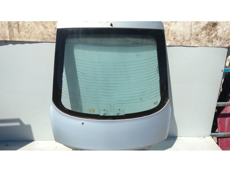 Recambio de porton trasero para hyundai coupe ii (gk) 1.6 16v referencia OEM IAM 737002C130  