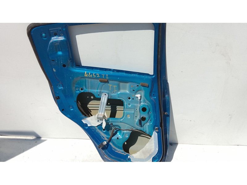Recambio de puerta trasera izquierda para chevrolet spark 1.2 cat referencia OEM IAM   
