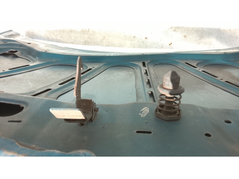 Recambio de capot para opel tigra twintop (x04) 1.4 (r97) referencia OEM IAM 93164195  