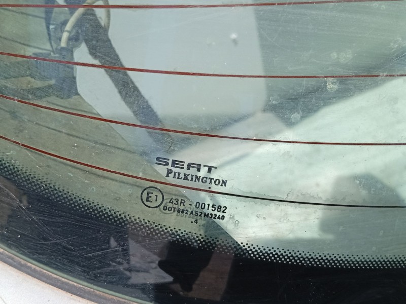 Recambio de porton trasero para seat toledo iii (5p2) 1.9 tdi referencia OEM IAM 5P5827024  