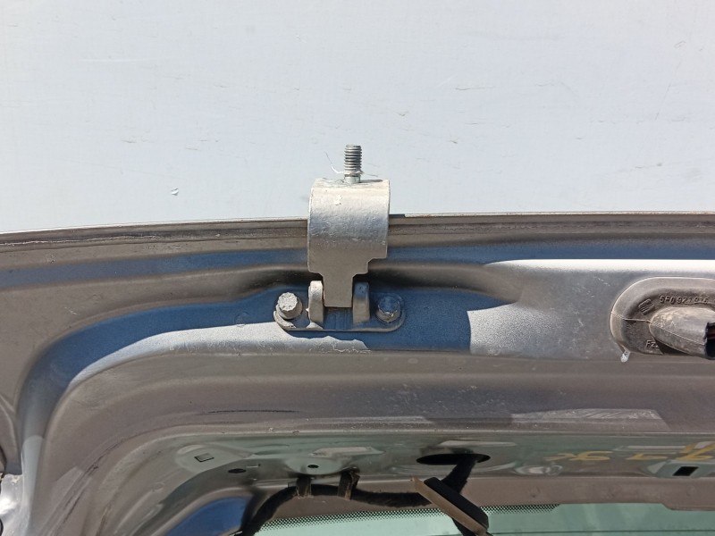 Recambio de porton trasero para seat toledo iii (5p2) 1.9 tdi referencia OEM IAM 5P5827024  