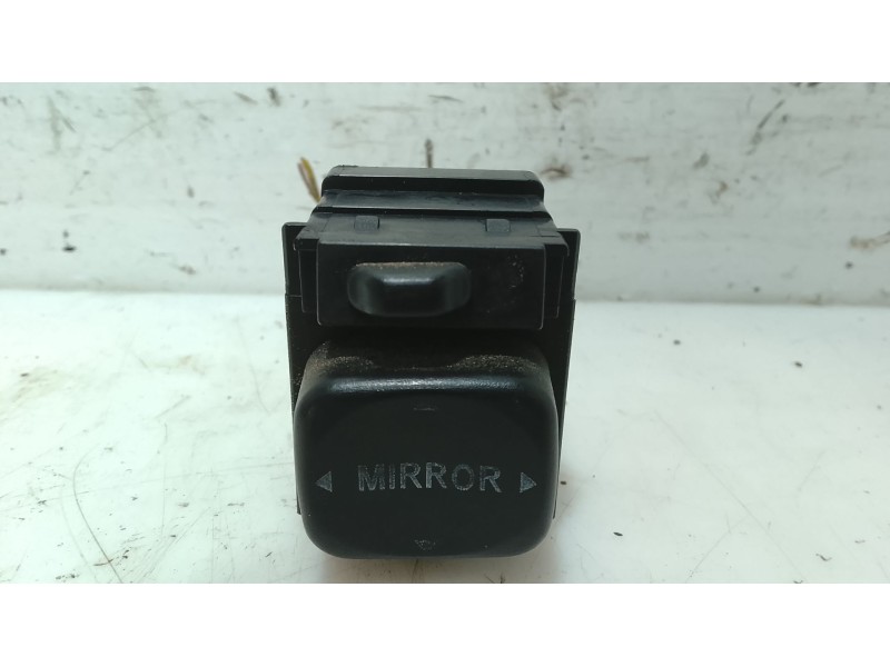 Recambio de mando retrovisor para toyota yaris (_p1_) 1.3 (scp12_, scp13_) referencia OEM IAM   