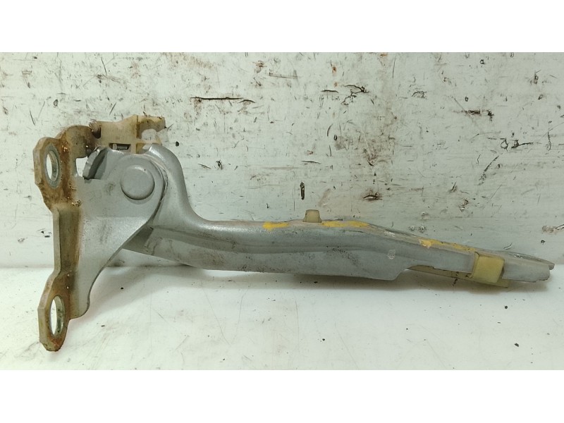 Recambio de bisagra capot para toyota yaris (_p1_) 1.3 (scp12_, scp13_) referencia OEM IAM   