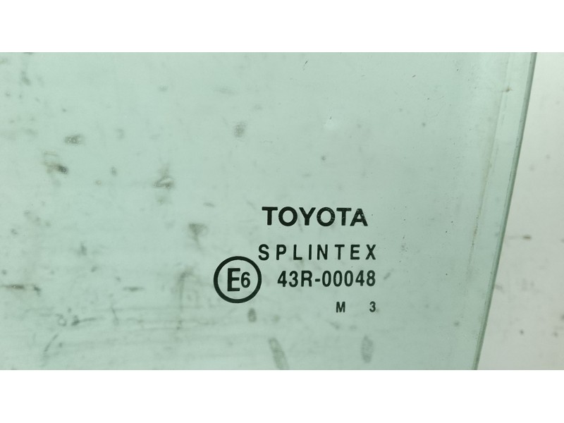 Recambio de luna trasera izquierda para toyota yaris (_p1_) 1.3 (scp12_, scp13_) referencia OEM IAM 681400D010  