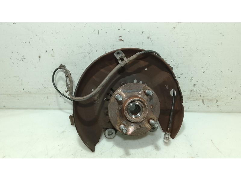 Recambio de mangueta delantera izquierda para toyota yaris (_p1_) 1.3 (scp12_, scp13_) referencia OEM IAM 432120D010  