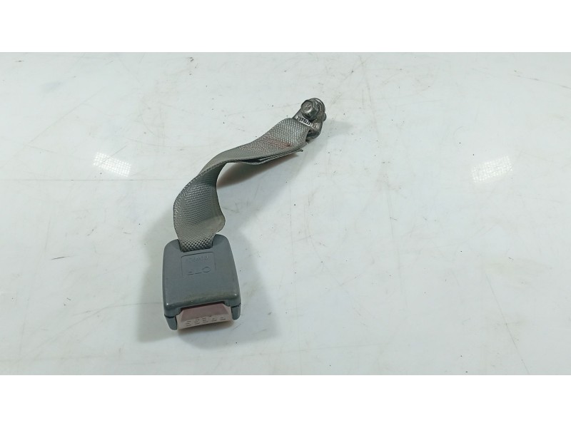 Recambio de anclaje cinturon trasero izquierdo para hyundai atos (mx) 1.0 i referencia OEM IAM   