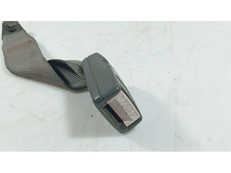 Recambio de anclaje cinturon trasero izquierdo para hyundai atos (mx) 1.0 i referencia OEM IAM   