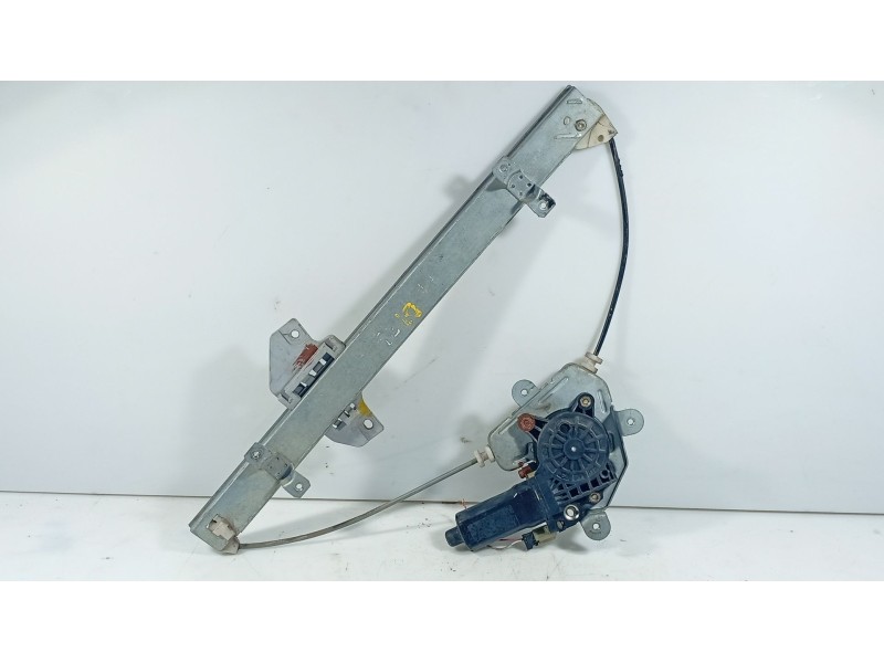 Recambio de elevalunas delantero izquierdo para hyundai atos (mx) 1.0 i referencia OEM IAM 8240102000  