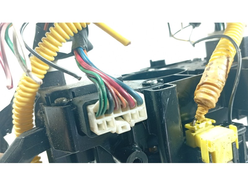 Recambio de mando volante para hyundai atos (mx) 1.0 i referencia OEM IAM   