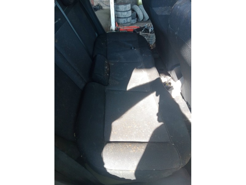 Recambio de asientos traseros para citroën c3 iii (sx) 1.2 puretech 82 referencia OEM IAM   