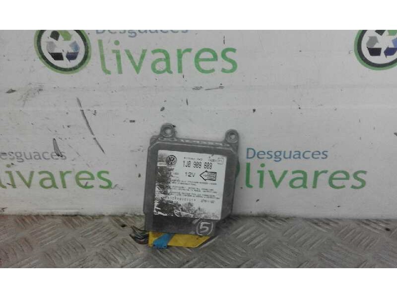 Recambio de centralita airbag para volkswagen polo berlina (6n1) básico   |   09.96 - 12.98 | 1996 - 1998 | 50 cv / 37 kw refere