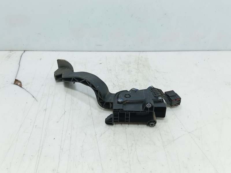 Recambio de pedal acelerador para fiat doblo cargo (263_) 1.3 d multijet referencia OEM IAM   