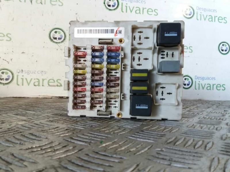 Recambio de caja reles / fusibles para ford focus berlina (cak) ghia   |   08.98 - 12.04 | 1998 - 2004 | 101 cv / 74 kw referenc