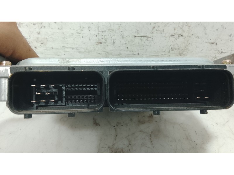 Recambio de centralita motor uce para nissan almera tino (v10) 2.2 dci referencia OEM IAM   