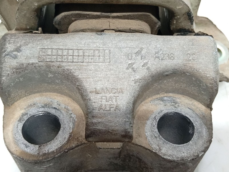 Recambio de soporte para fiat doblo cargo (263_) 1.3 d multijet referencia OEM IAM   