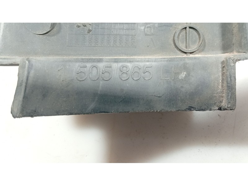 Recambio de moldura para mini mini (r50, r53) one referencia OEM IAM   