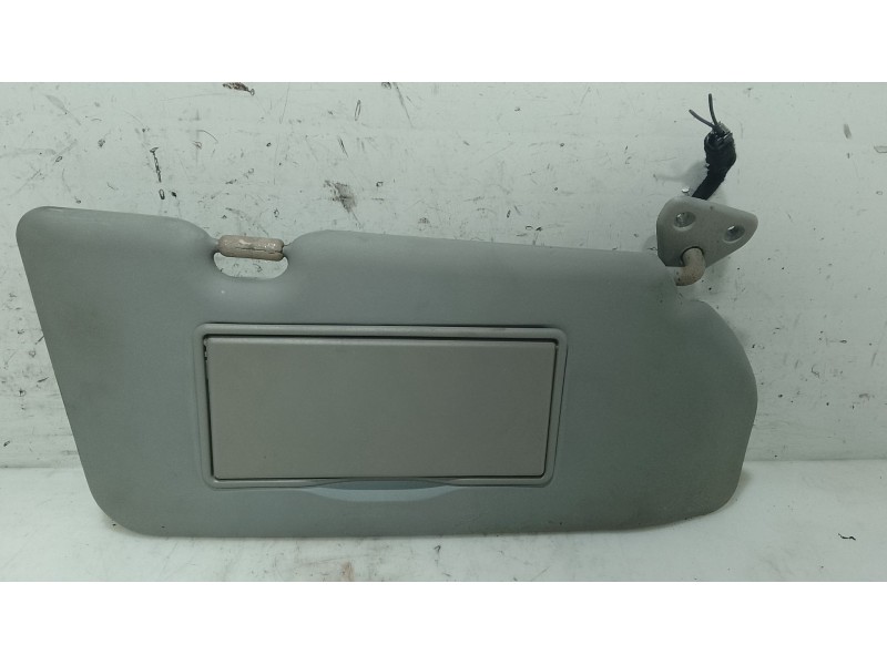 Recambio de parasol derecho para nissan almera tino (v10) 2.2 dci referencia OEM IAM   