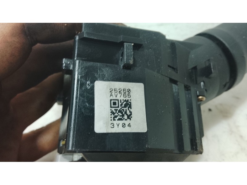 Recambio de mando limpia para nissan almera tino (v10) 2.2 dci referencia OEM IAM   