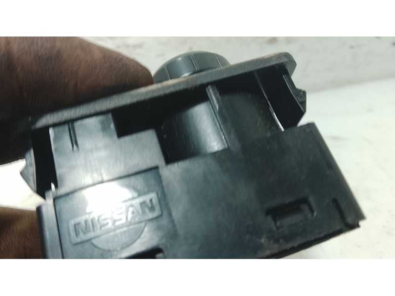 Recambio de mando retrovisor para nissan almera tino (v10) 2.2 dci referencia OEM IAM   