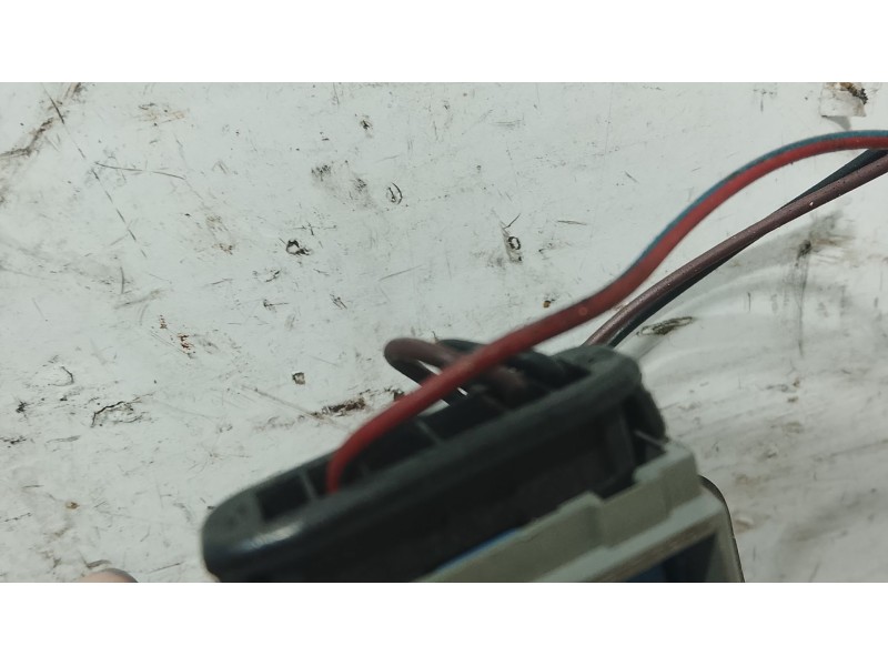 Recambio de luz interior para nissan almera tino (v10) 2.2 dci referencia OEM IAM   
